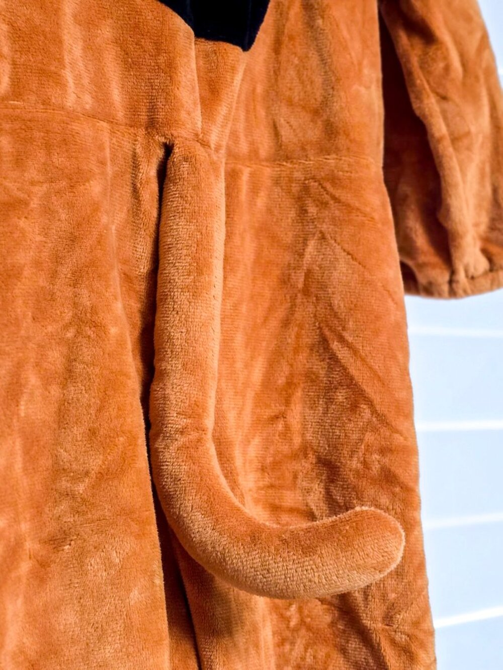 Spirit Halloween Baby Scooby-Doo Costume 2 Piece Jumpsuit & Hood 18-24 Mos. - Picture 9 of 9